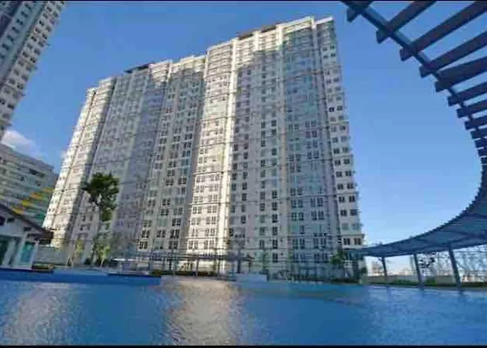 Cozy 1br With Netflix In Makati Cbd Guest house 3*